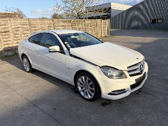 Schadeauto Mercedes C-klasse C220D 2012/10