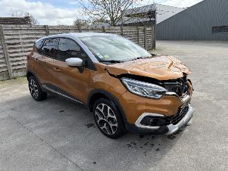 Schadeauto Renault Captur 1.5 DCI 90 2019/6