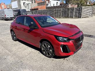 damaged passenger cars Peugeot 208  2025/2