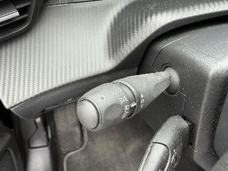 Peugeot 208 2 PHASE 1 1.2 VTI - 12V picture 13