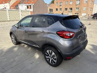 Renault Captur 1.2i - 16V TURBO TCE 120 picture 4