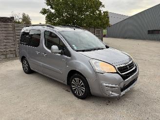 Coche accidentado Peugeot Partner 2 PHASE 3 1.6 BLUE HDI - 8V TURBO 2017/10