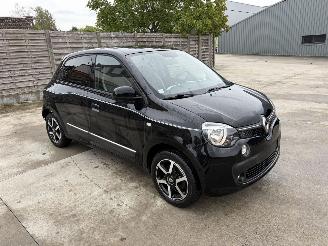 Schadeauto Renault Twingo 3 PHASE 1 0.9i - 12V TURBO TCE 90 2016/7