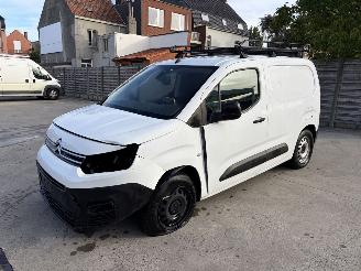 Citroën Berlingo 3 M PHASE 1 1.5 BLUE HDI - 16V TURBO picture 2