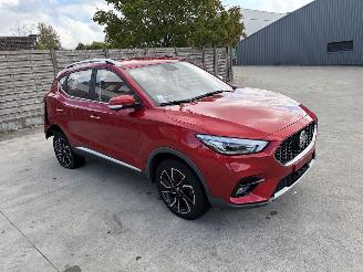 Vaurioauto  passenger cars MG ZS 1.0 T-GDI - 12V TURBO 2022/10
