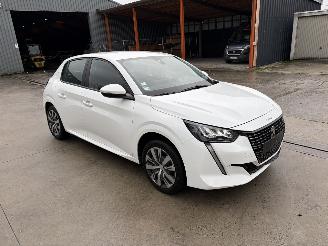 Voiture accidenté Peugeot 208 II 1.2 VTi 2020/10