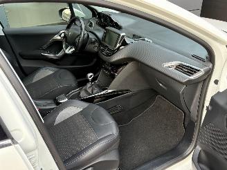 Peugeot 2008 1.2 PureTech Allure | Navi Panoramadak Camera picture 16