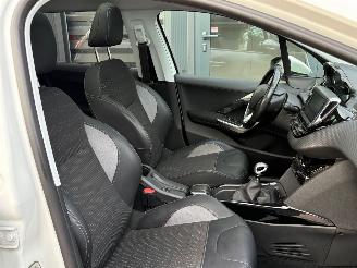 Peugeot 2008 1.2 PureTech Allure | Navi Panoramadak Camera picture 19