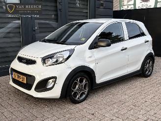 Coche accidentado Kia Picanto 1.0 CVVT ISG R-CROSS 5-DRS | AIRCO BODYKIT LM-VELGEN | NAP 2014 | RIJDBARE SCHADE 2014/4