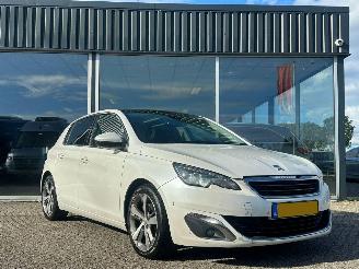 uszkodzony samochody osobowe Peugeot 308 1.6 Gt-Line 2013/1