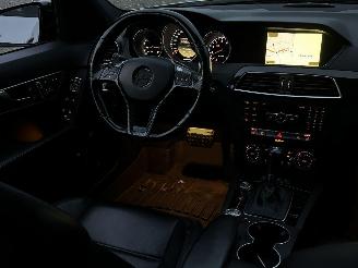 Mercedes C-klasse 6.2 V8 Biturbo AMG picture 17