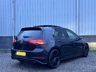 Volkswagen Golf 2.0TSI 410pk Black Edition picture 3