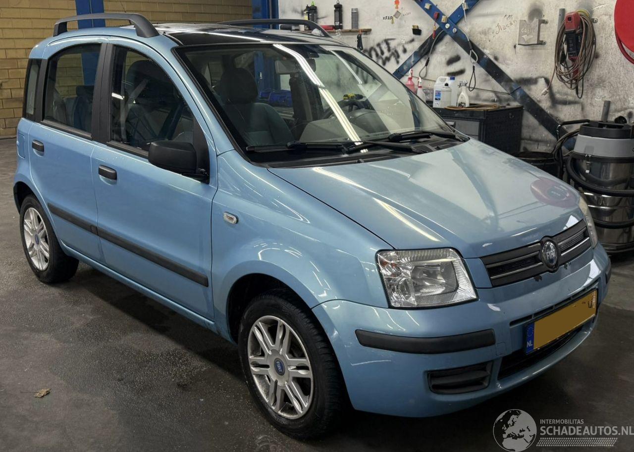 Fiat Panda 1.2 Emotion Automaat Panorama