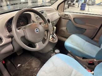 Fiat Panda 1.2 Emotion Automaat Panorama picture 6