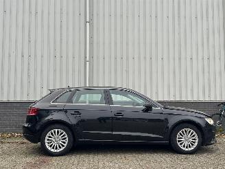 Vaurioauto  passenger cars Audi A3 Automaat Panorama 2015/6
