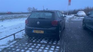 Volkswagen Polo 1.6TDI picture 3