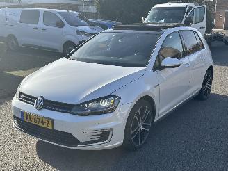 skadebil auto Volkswagen Golf 1.4TSI GTE 2016/7
