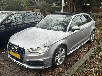 Schadeauto Audi A3 2.0TDI Sportback QUATTRO 2015/4