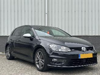 Schadeauto Volkswagen Golf 1.4TSI ACT R-Line 2013/1