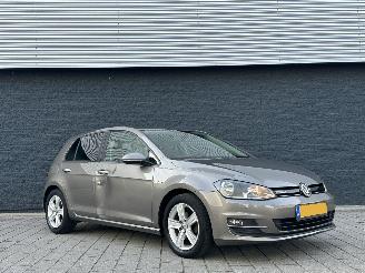  Volkswagen Golf 1.0 TSI HighLine 2017/1