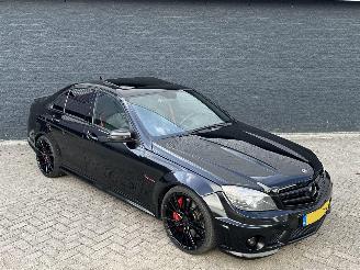 Mercedes C-klasse C63 AMG W204 6.2 V8 picture 2