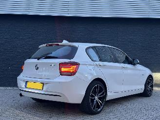 BMW 1-serie 116i Sport Line Automaat picture 3