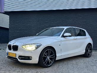 BMW 1-serie 116i Sport Line Automaat picture 7