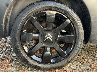 Citroën C4 cactus 1.2 PureTech NAP picture 17