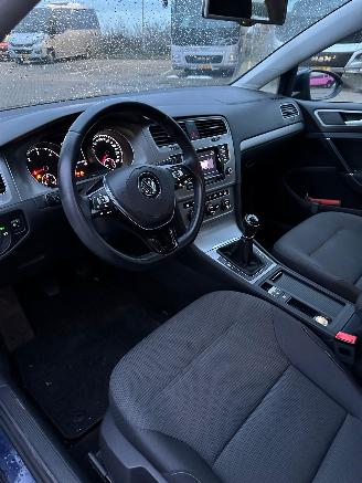 Volkswagen Golf 1.6 TDI Comfortline BlueMotion picture 10