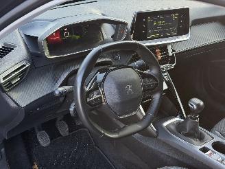 Peugeot 2008 1.2 PureTech GT-Line picture 8