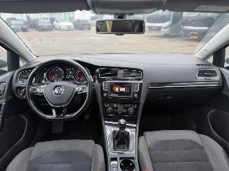 Volkswagen Golf Volkswagen Golf 1.4 TSI PANO/KEY-LESS Connected Series picture 12