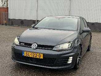 Damaged car Volkswagen Golf GTD 2.0TDI DSG SPORT&SOUND 2014/9