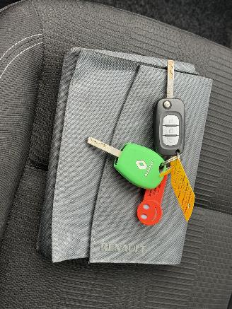 Renault Clio 1.2 Sélection Business picture 16