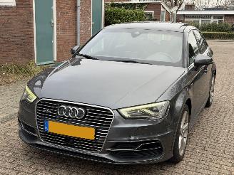 Schadeauto Audi A3 SPORTBACK E-TRON PANO/AUTOMAAT 2015/9
