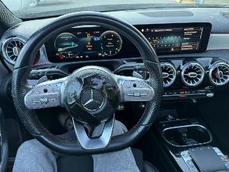 Mercedes A-klasse A220 AMG PANO/AUTOMAAT/PREMIUM PLUS picture 9