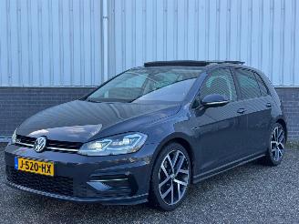 Schadeauto Volkswagen Golf 1.4 tsi R-line pano/DSG 2017/4