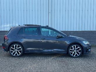 Volkswagen Golf 1.4 tsi R-line pano/DSG picture 6