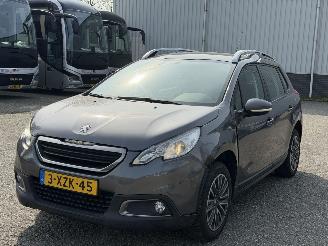 Vaurioauto  passenger cars Peugeot 2008 1.2 PureTech Active AUTOMAAT 2014/11
