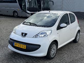 krockskadad bil auto Peugeot 107 1.0-12V XS 2007/4