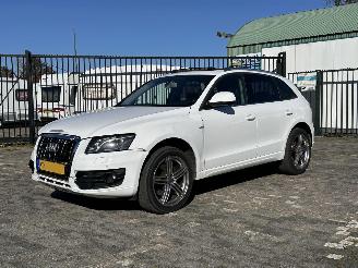 Unfallwagen Audi Q5 3.2 FSI QUATTRO PANO/AUTOMAAT 2009/12