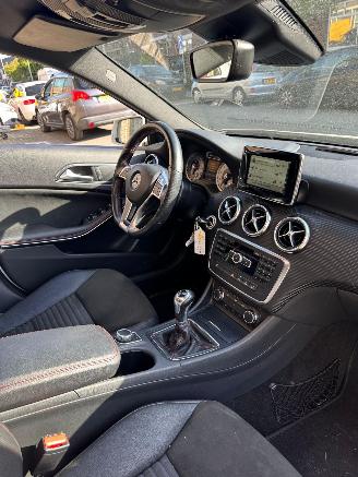 Mercedes A-klasse A180 AMG PANO/LED picture 7