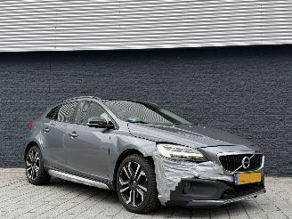 Schadeauto Volvo V-40 Cross Country 2.0 D3 Automaat 2016/6
