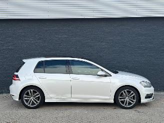 Volkswagen Golf 1.4TSI R-LINE DSG/PANO picture 3