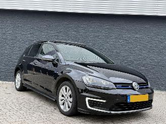 škoda osobní automobily Volkswagen Golf GTE PANO/DSG 2015/7
