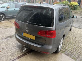 Volkswagen Touran 1.4TSI PANO/DSG HIGHLINE picture 4
