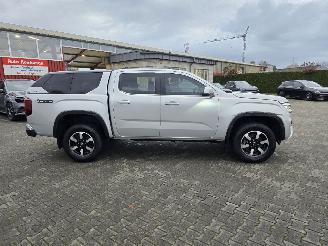 Volkswagen Amarok  picture 9