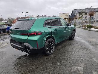 BMW XM 50e Isle Of Man Grün Metallic picture 4