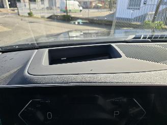 BMW 5-serie 530e Hybride picture 23