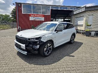 Coche accidentado Skoda Kodiaq iv Sportline 2025/8