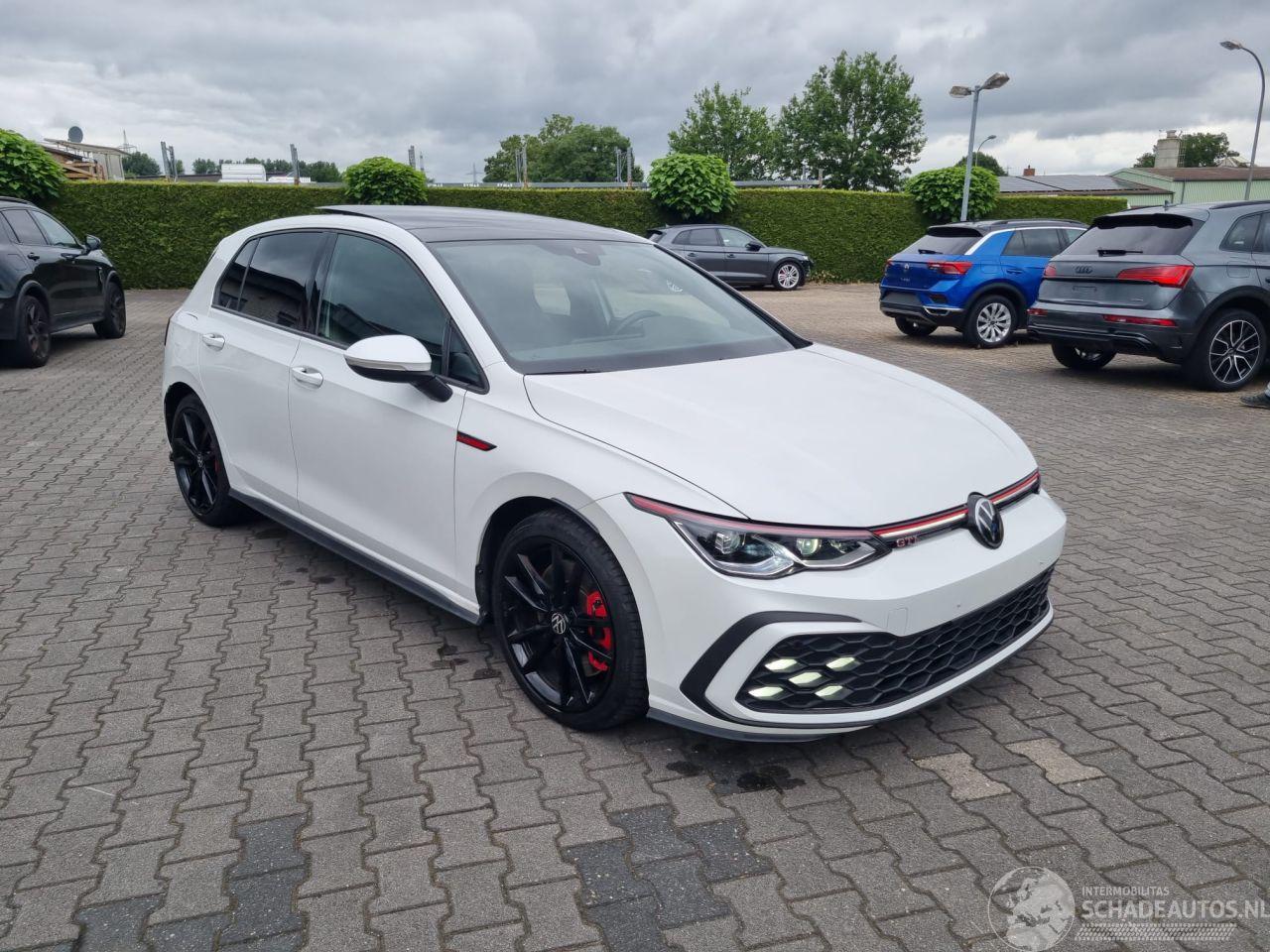 Volkswagen Golf GTi Panorama IQ LED